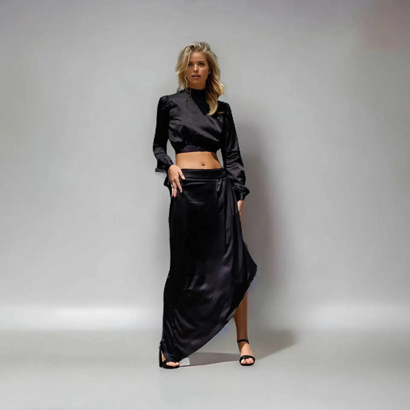 Cascade Silk Pleated Skirt (Onyx)