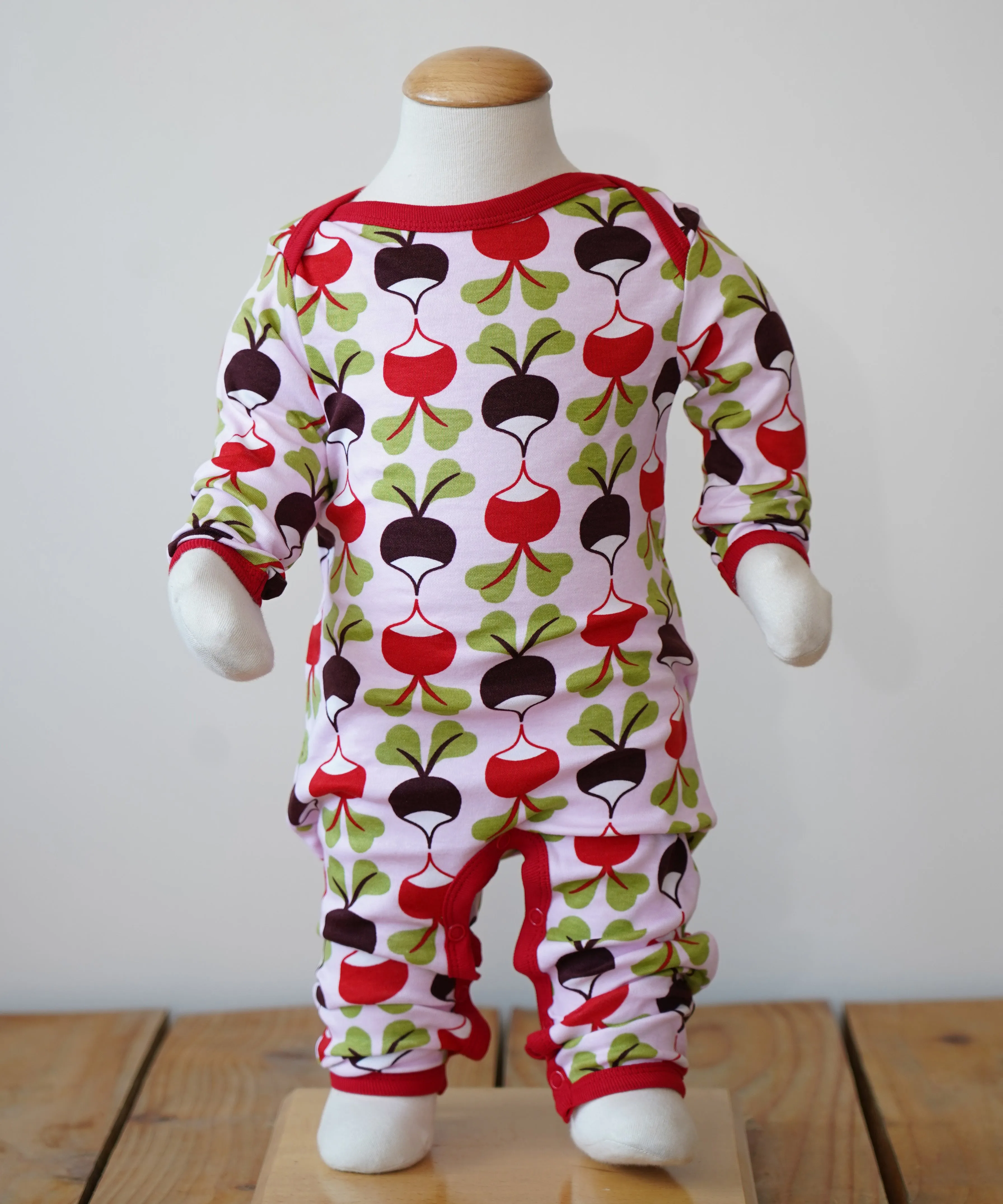 Duns Babygrow - Big Radish Cradle Pink