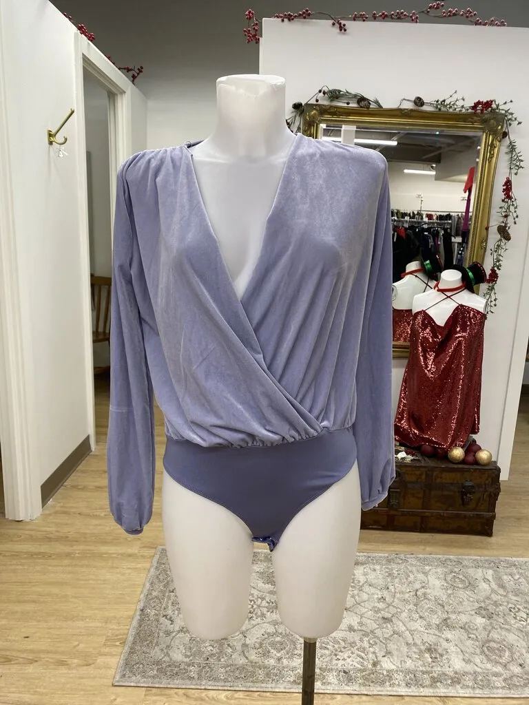 Dynamite velour bodysuit M