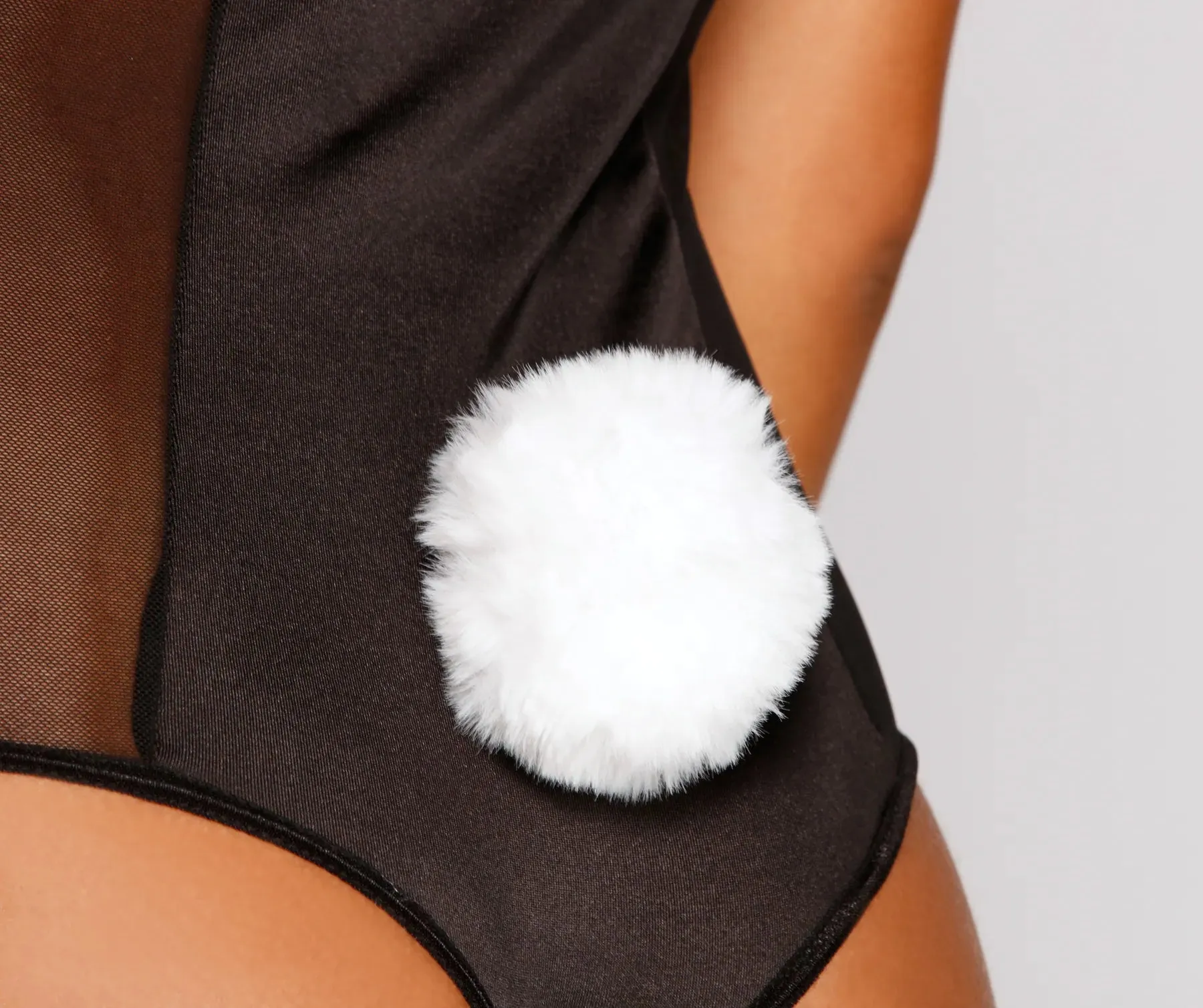 Iconic Bunny Babe Ears And Tail Set