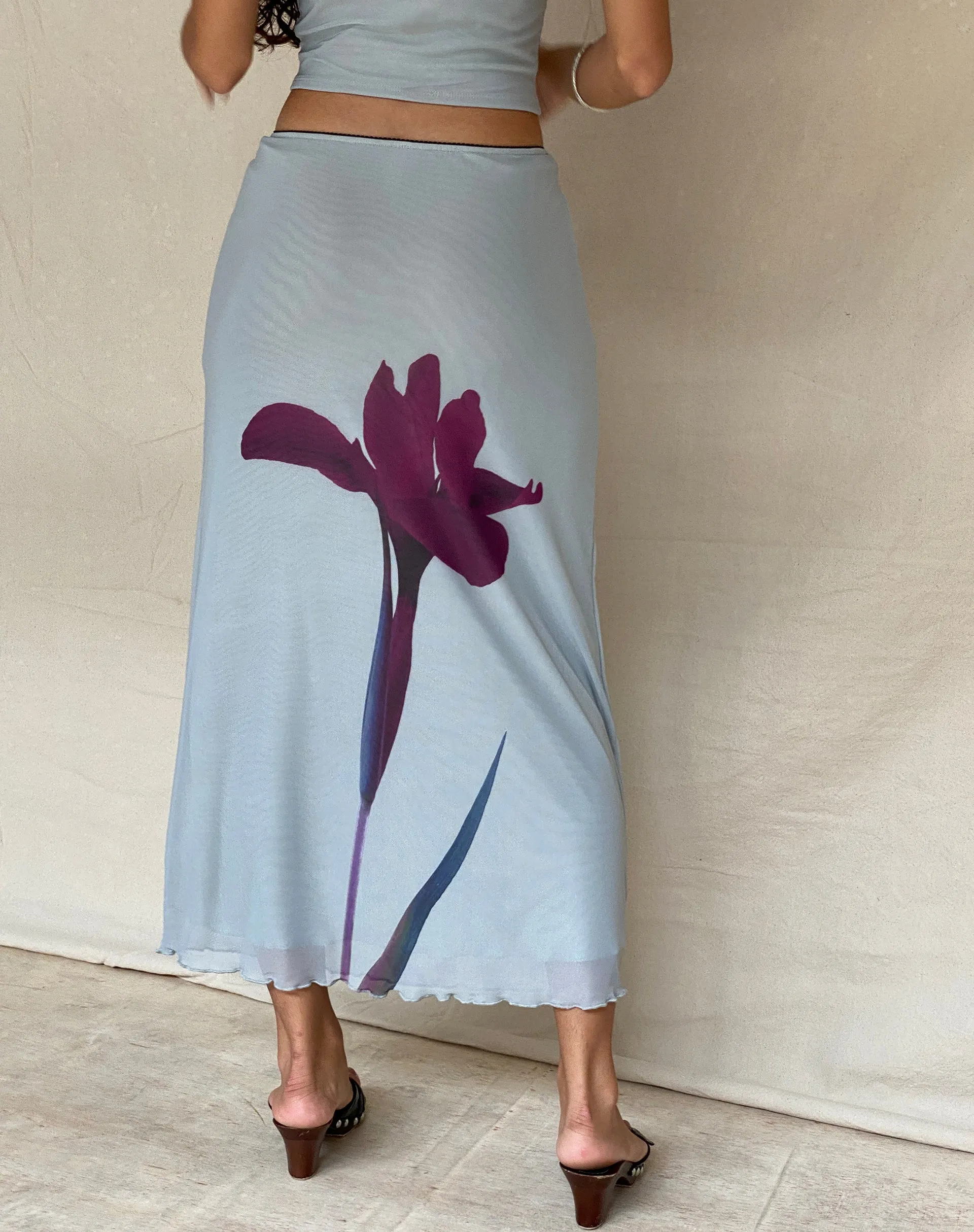 Lassie Midi Skirt in Mint Flower Placement