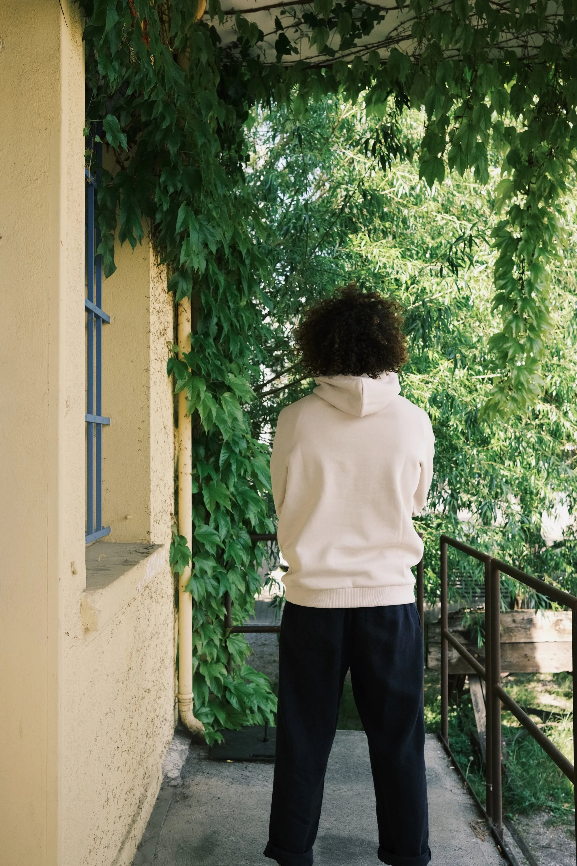 unisex hoodie - summer sand